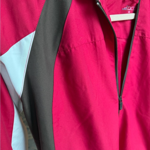 BCG Red and Brown Jacket - Picture 3 of 6